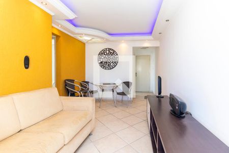 Sala de apartamento à venda com 2 quartos, 60m² em Vila Taquari, São Paulo