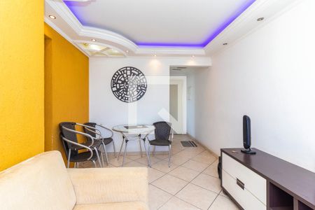 Sala de apartamento à venda com 2 quartos, 60m² em Vila Taquari, São Paulo