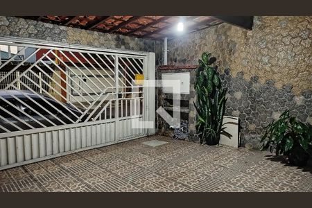 Garagem de casa à venda com 2 quartos, 120m² em Jardim Santa Maria, São Paulo