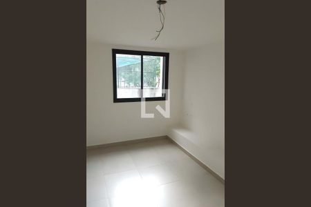 Casa à venda com 2 quartos, 180m² em Santa Cecilia, São Paulo