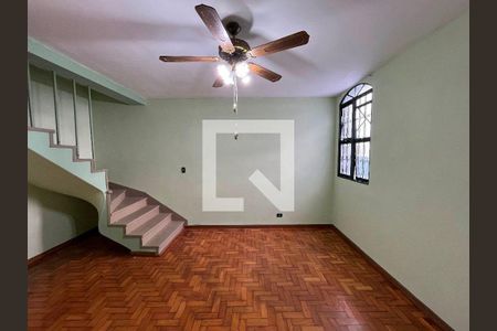 Casa à venda com 4 quartos, 236m² em Alto da Lapa, São Paulo