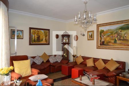 Sala de casa para alugar com 2 quartos, 320m² em Vila Monumento, São Paulo