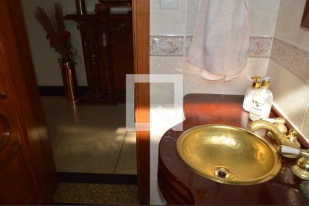 Lavabo de casa para alugar com 2 quartos, 320m² em Vila Monumento, São Paulo