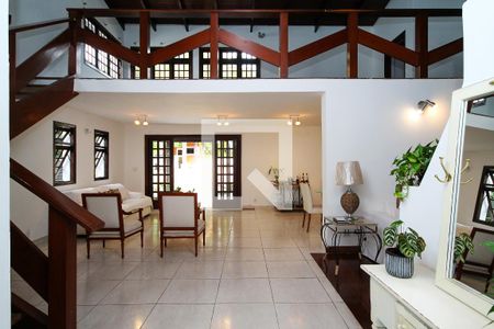 Sala de casa para alugar com 6 quartos, 479m² em Vila Santo Antônio, Cotia