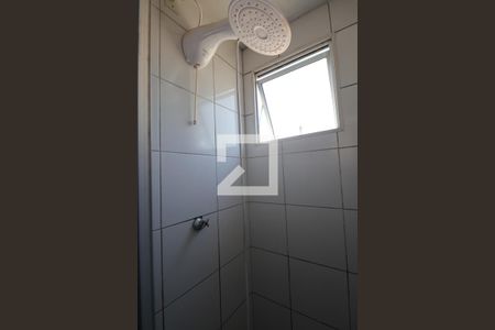 Banheiro de apartamento para alugar com 2 quartos, 44m² em Fátima, Canoas