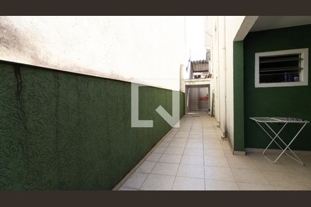 Corredor de casa à venda com 3 quartos, 225m² em Vila Buenos Aires, São Paulo