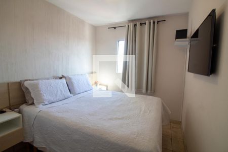 Suíte  de apartamento à venda com 2 quartos, 60m² em Aeroporto, São Paulo