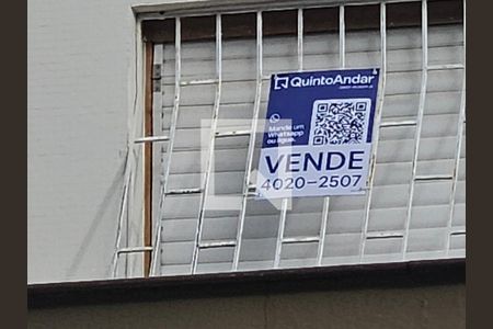 Plaquinha de apartamento à venda com 3 quartos, 127m² em Jardim Lindóia, Porto Alegre