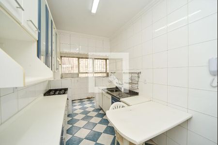 Cozinha de apartamento à venda com 3 quartos, 127m² em Jardim Lindóia, Porto Alegre