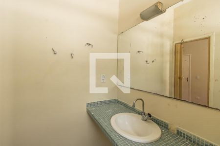 Banheiro da Suíte de casa para alugar com 3 quartos, 120m² em Vila Paranagua, São Paulo