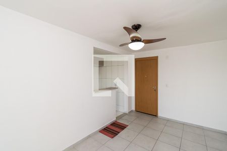 Sala de apartamento para alugar com 2 quartos, 50m² em Irajá, Rio de Janeiro