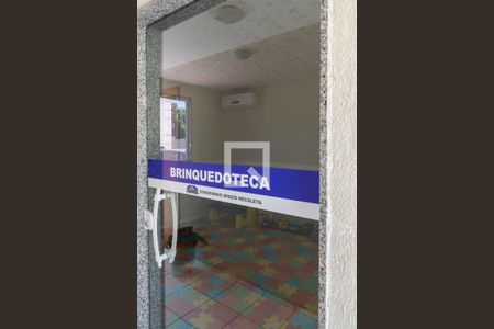 Área comum de apartamento para alugar com 2 quartos, 50m² em Irajá, Rio de Janeiro