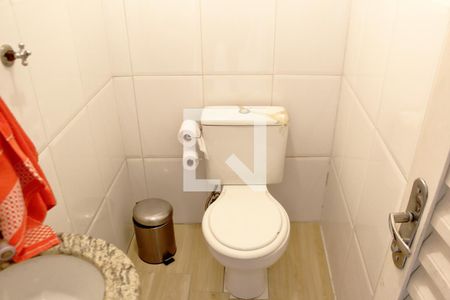 Banheiro Garagem de casa à venda com 3 quartos, 242m² em Jardim São Paulo, São Paulo