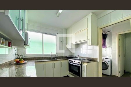 Cozinha de apartamento à venda com 4 quartos, 280m² em Buritis, Belo Horizonte
