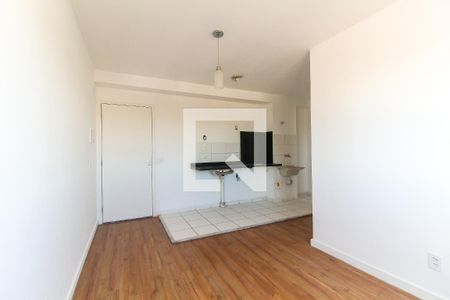Sala/Cozinha de apartamento para alugar com 2 quartos, 40m² em Jardim Helena, São Paulo