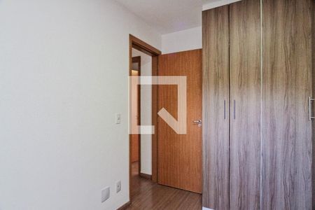Quarto 1 de apartamento para alugar com 2 quartos, 45m² em Jardim Iris, São Paulo