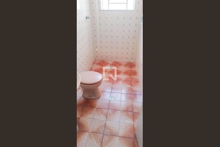 Banheiro 2 de casa à venda com 3 quartos, 291m² em Vila Carrão, São Paulo