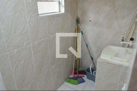 Área de Serviço de casa para alugar com 2 quartos, 80m² em Curicica, Rio de Janeiro
