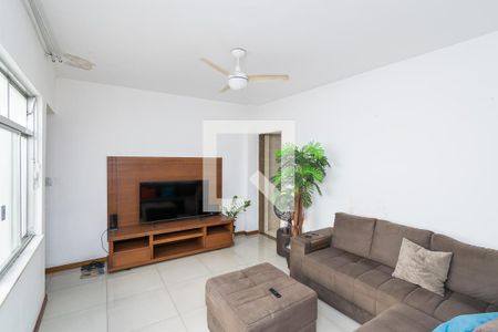 Sala de apartamento à venda com 2 quartos, 72m² em Olaria, Rio de Janeiro
