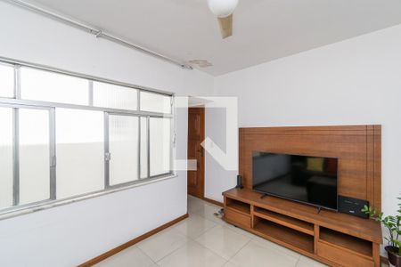 Sala de apartamento à venda com 2 quartos, 72m² em Olaria, Rio de Janeiro