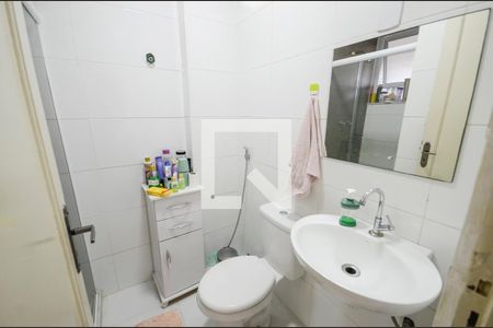 Banheiro de apartamento à venda com 3 quartos, 65m² em Catumbi, Rio de Janeiro