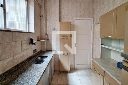 Cozinha de apartamento à venda com 3 quartos, 130m² em Fátima, Niterói