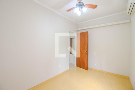 Quarto 1 de apartamento para alugar com 2 quartos, 65m² em São João, Porto Alegre