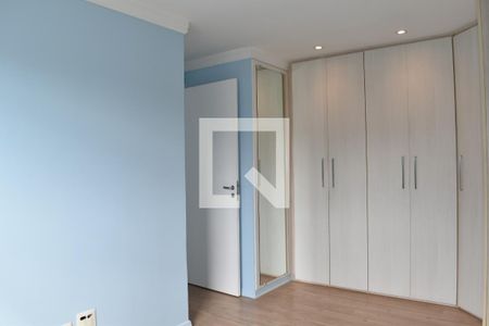Quarto 1 de apartamento para alugar com 3 quartos, 79m² em Santa Cândida, Curitiba