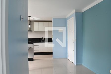 Sala de apartamento para alugar com 3 quartos, 79m² em Santa Cândida, Curitiba