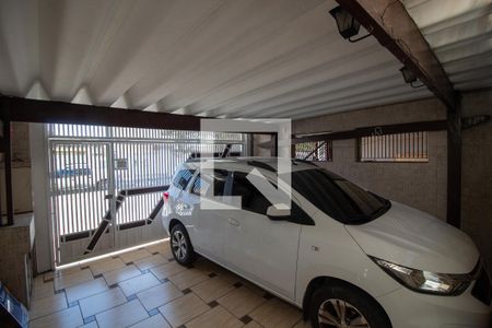 Garagem de casa à venda com 3 quartos, 150m² em Rio Pequeno, São Paulo