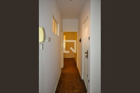 Corredor de apartamento à venda com 1 quarto, 50m² em Santo Antônio, Porto Alegre