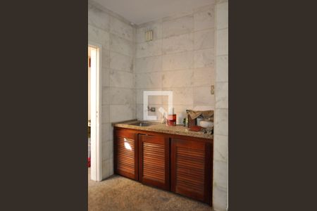 Cozinha de apartamento à venda com 1 quarto, 50m² em Santo Antônio, Porto Alegre