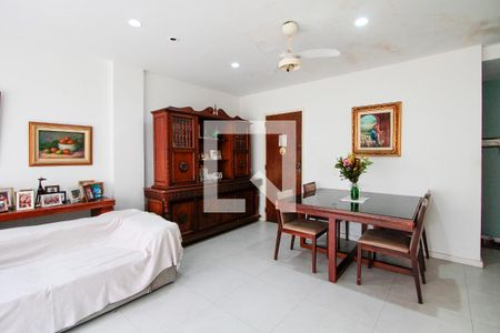 Sala de apartamento à venda com 4 quartos, 274m² em Barra da Tijuca, Rio de Janeiro