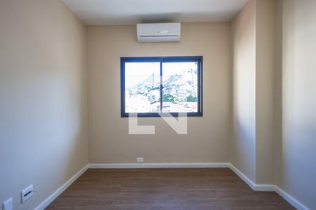 Quarto 1 de apartamento à venda com 3 quartos, 115m² em Tijuca, Rio de Janeiro