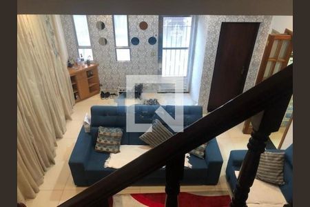 Casa à venda com 3 quartos, 260m² em Vila Pouso Alegre, Barueri