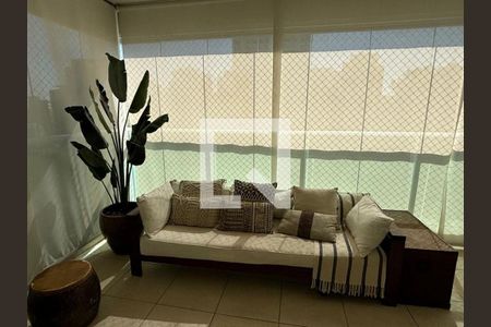 Apartamento à venda com 4 quartos, 212m² em Alphaville Industrial, Barueri