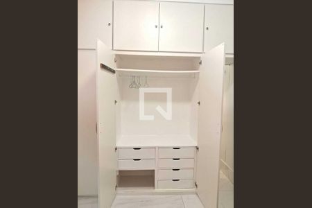 Quarto - Armários de apartamento para alugar com 1 quarto, 40m² em Cruzeiro, Belo Horizonte