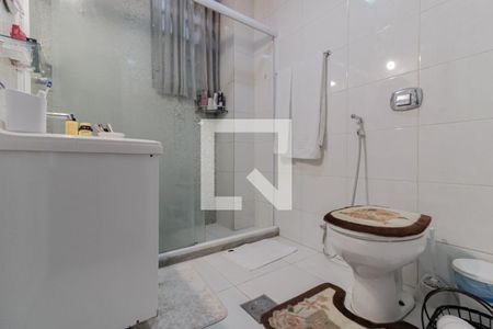 Banheiro Social de apartamento à venda com 2 quartos, 83m² em Copacabana, Rio de Janeiro