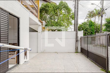 Área Externa de casa para alugar com 2 quartos, 50m² em Barra da Lagoa, Florianópolis