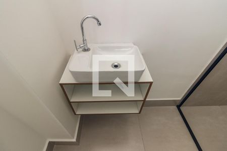 Banheiro de kitnet/studio para alugar com 1 quarto, 30m² em Campos Elíseos, São Paulo