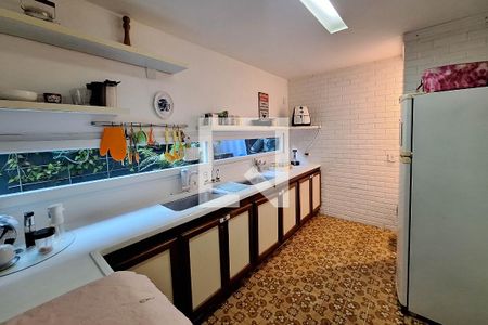 Cozinha 2 de casa à venda com 5 quartos, 550m² em São Francisco, Niterói