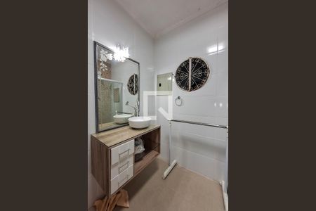 Banheiro da Suíte de casa para alugar com 4 quartos, 360m² em Cafubá, Niterói