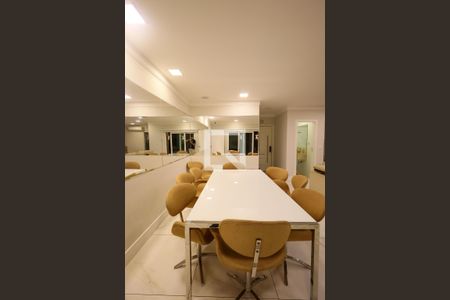 Sala de jantar de casa de condomínio à venda com 4 quartos, 257m² em Jardim Prudência, São Paulo