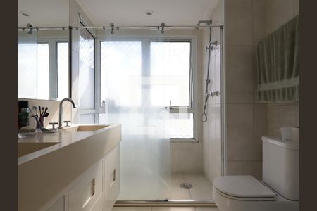 Banheiro da Suíte 3 de apartamento para alugar com 3 quartos, 180m² em Panamby, São Paulo