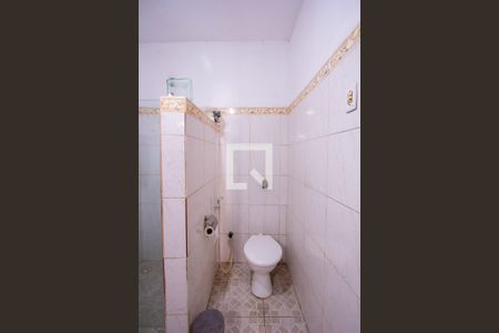 Banheiro de casa à venda com 4 quartos, 100m² em São Francisco, Niterói