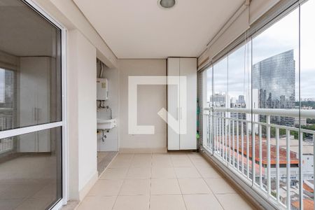 Varanda de apartamento à venda com 2 quartos, 74m² em Vila Cordeiro, São Paulo