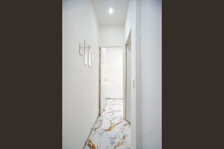Corredor dos quartos de apartamento para alugar com 2 quartos, 30m² em Chácara Santo Antônio (Zona Leste), São Paulo