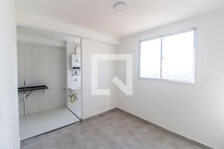 Sala de apartamento para alugar com 2 quartos, 42m² em Vila da Oportunidade, Carapicuíba