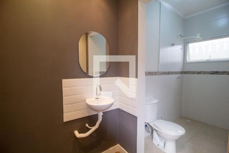 Banheiro da Suíte de casa de condomínio para alugar com 3 quartos, 110m² em Ipanema , Sorocaba