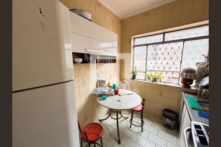Cozinha de apartamento à venda com 3 quartos, 95m² em Eldorado, Contagem